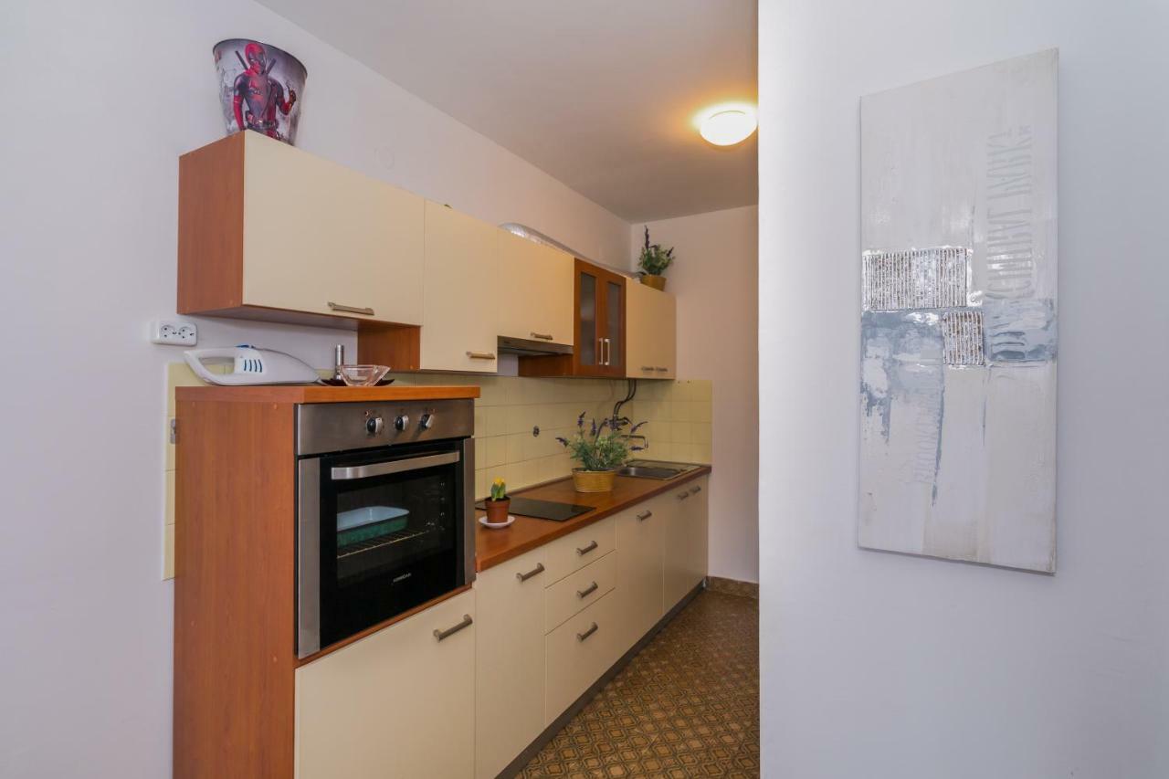 2 Bedroom Apartment/Parking/Market Сплит Экстерьер фото